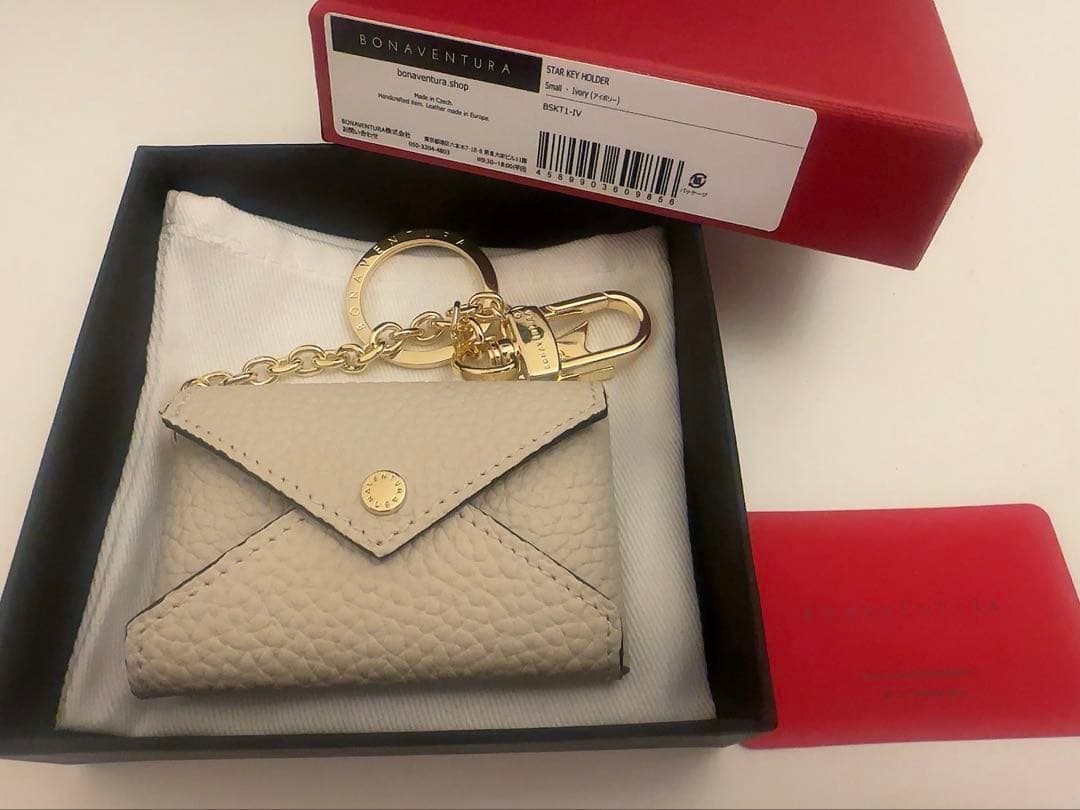 ボナベンチュラ　キーリング　アイボリー