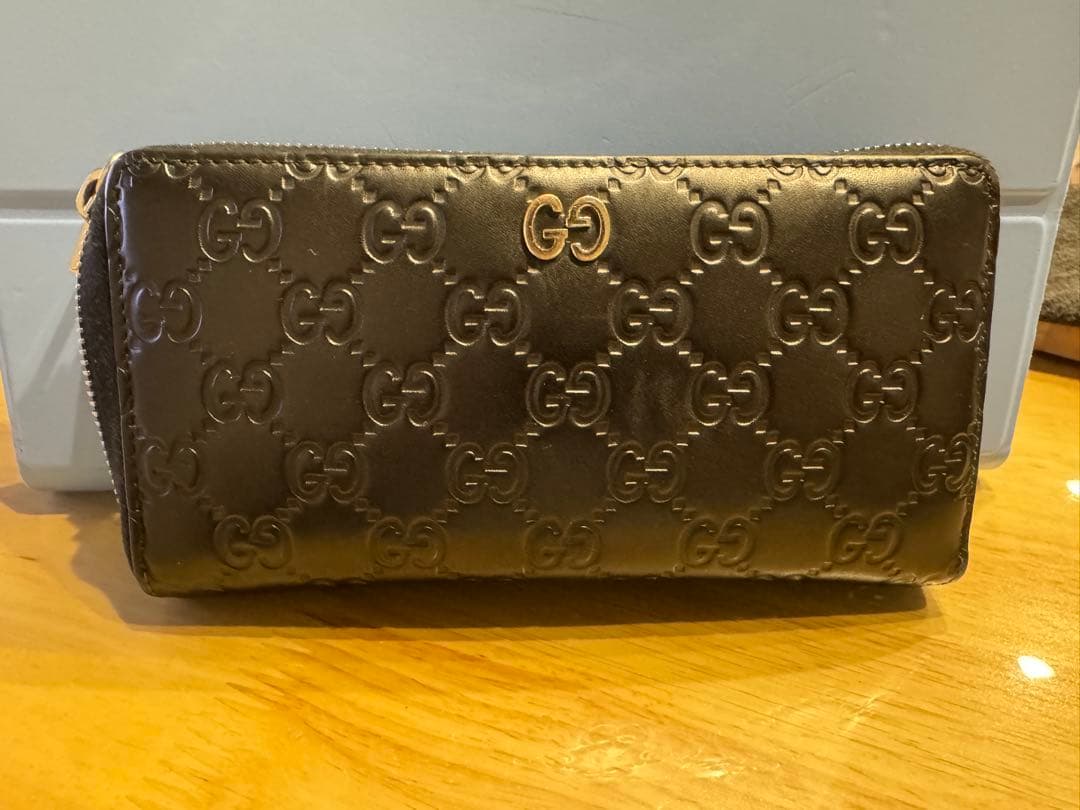 GUCCI メンズ財布 GGエンブレム