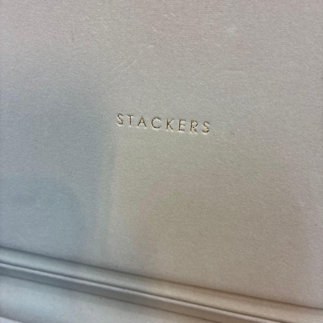 未使用に近い　STACKERS ジュエリーボックス 4段 グレージュ