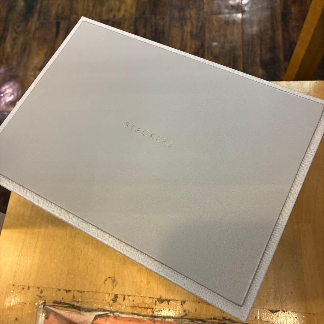 未使用に近い　STACKERS ジュエリーボックス 4段 グレージュ