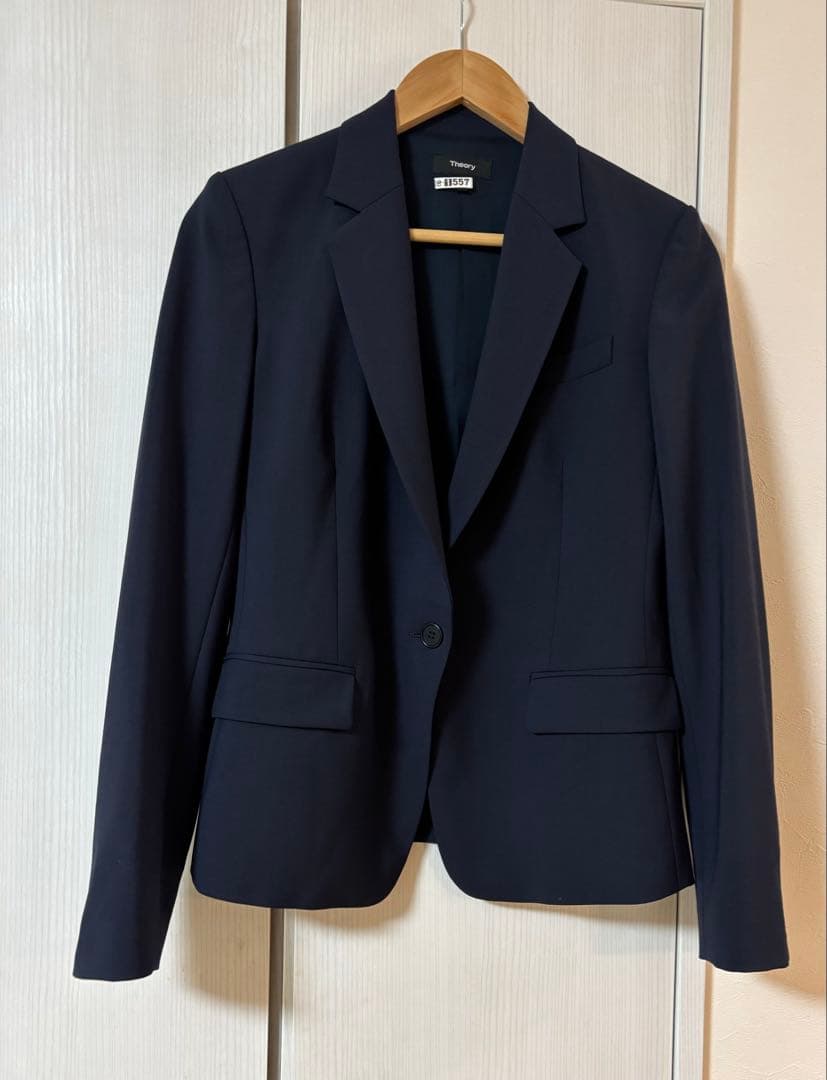 【美品】Theory セオリー　レディースパンツスーツセット　ネイビー　サイズ4