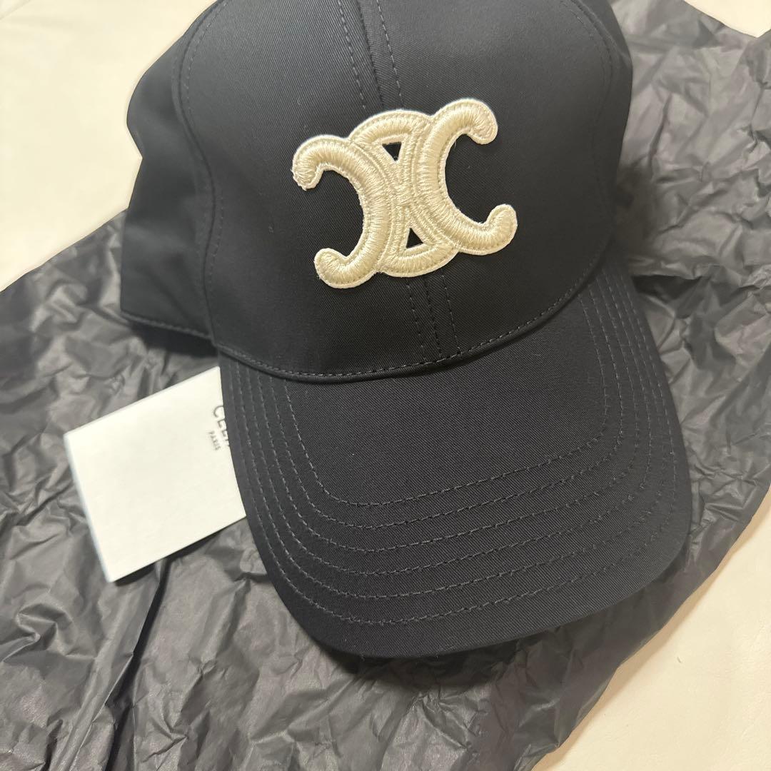 CELINE 黒 ベースボールキャップ L