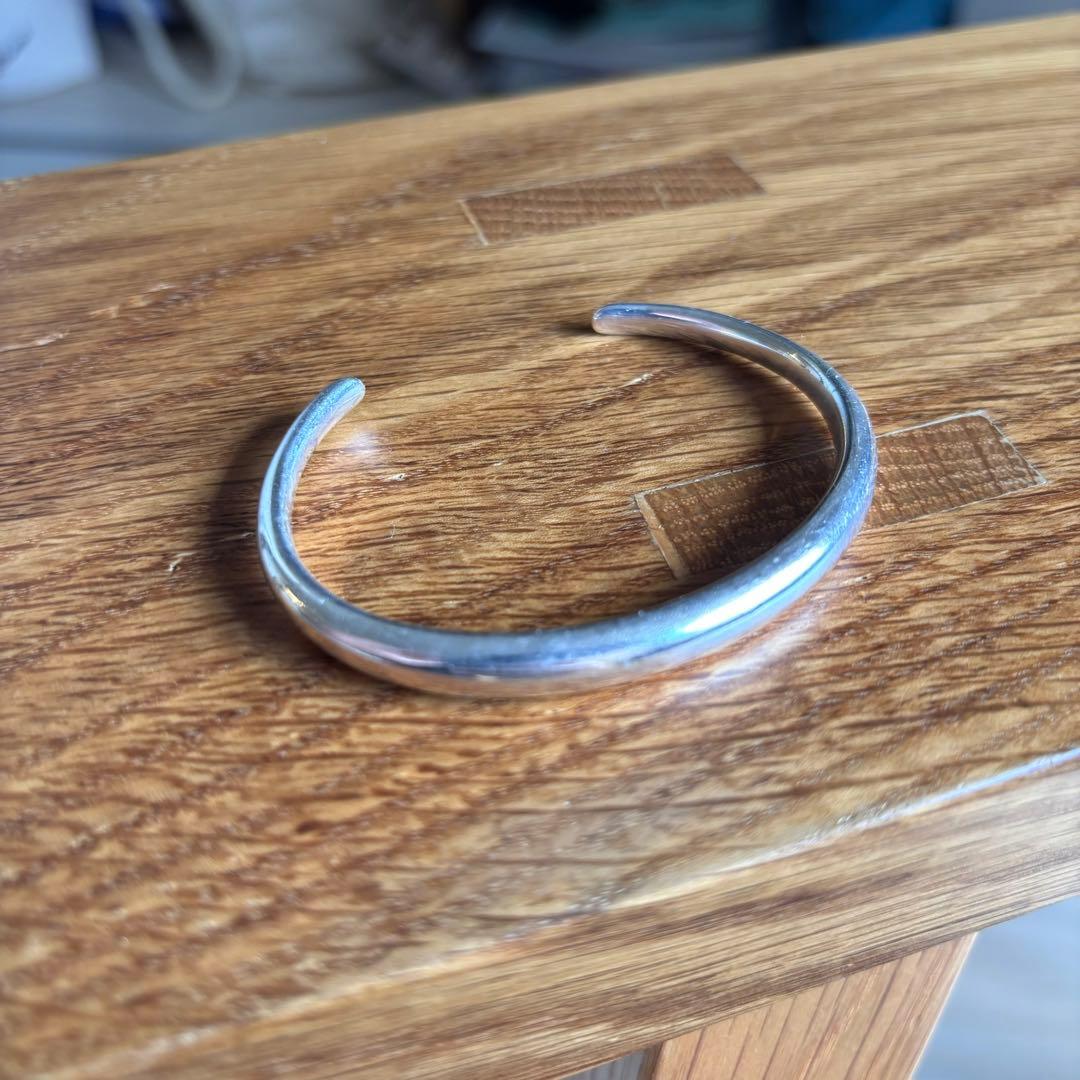 MBアイテム　OX JEWELRY Silver Curve Bangle