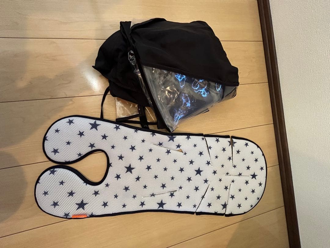 Combi 折りたたみ式ベビーカー グレー・ストライプ　取説・おまけ付き