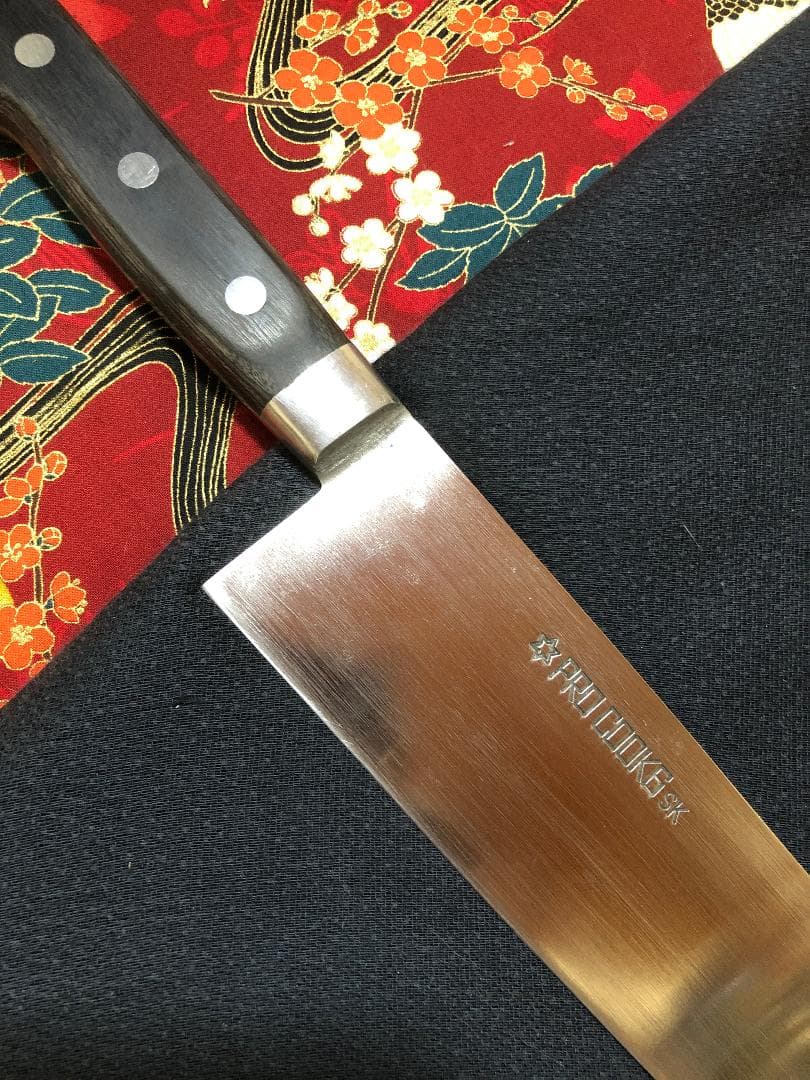 【研ぎ済み】本職用　刃渡り27ｃｍ　日本鋼・全鋼製　牛刀包丁　ナイフ　料理