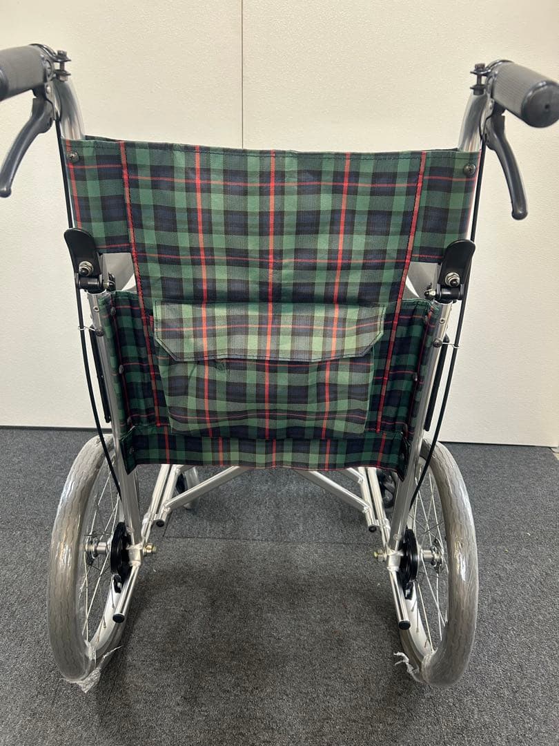 訳あり特価品　ミキ　介助式車椅子　【名称/型式】 エムワン MPC-46JD