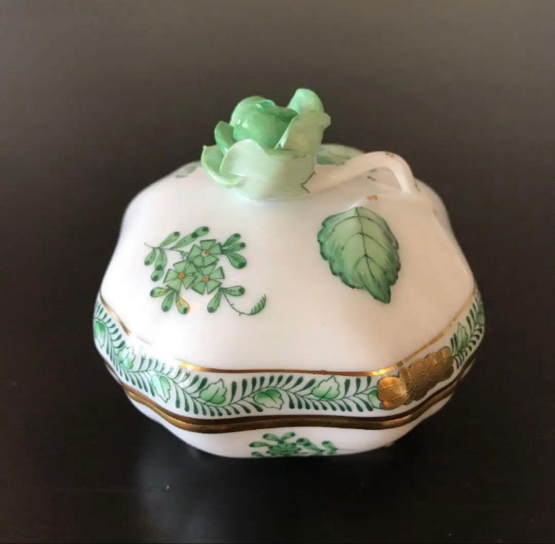 ヘレンド アポニーグリーン 小物入れ HEREND グリーンのバラ 蓋付小物入