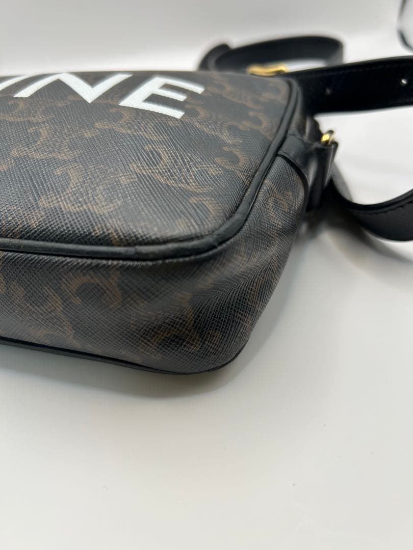 [美品]CELINE ショルダーバッグ ロゴ入り