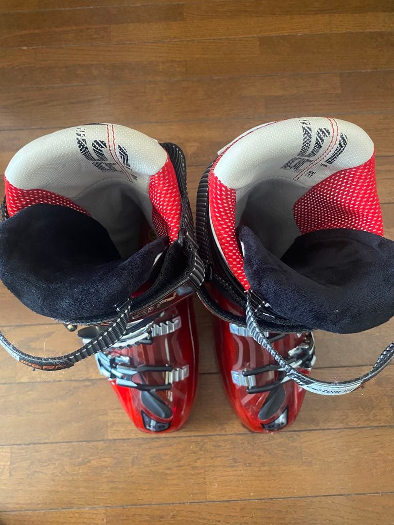 Salomon ショートスキーとブーツ25.5〜26.0cmのセット