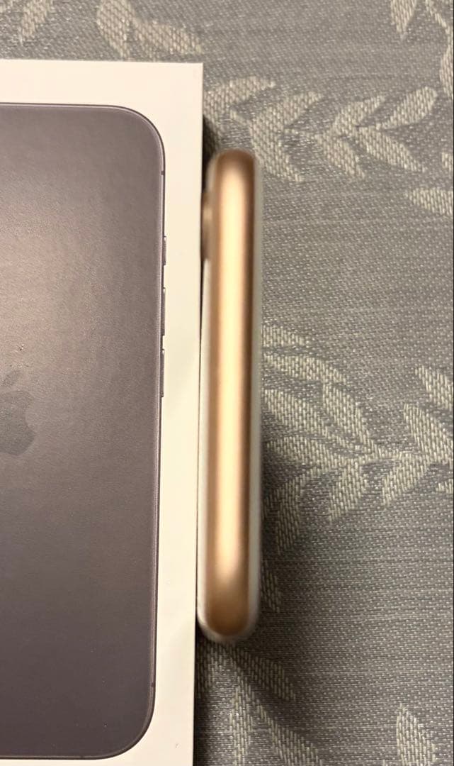 Apple iPhone 8 本体 ピンクゴールド