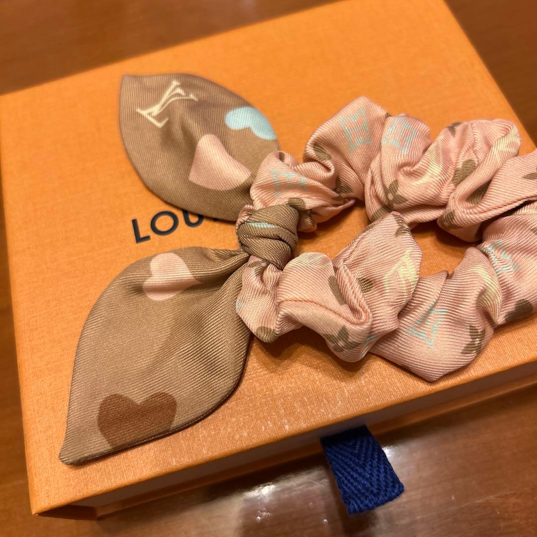 Louis Vuitton ハート柄 シュシュ