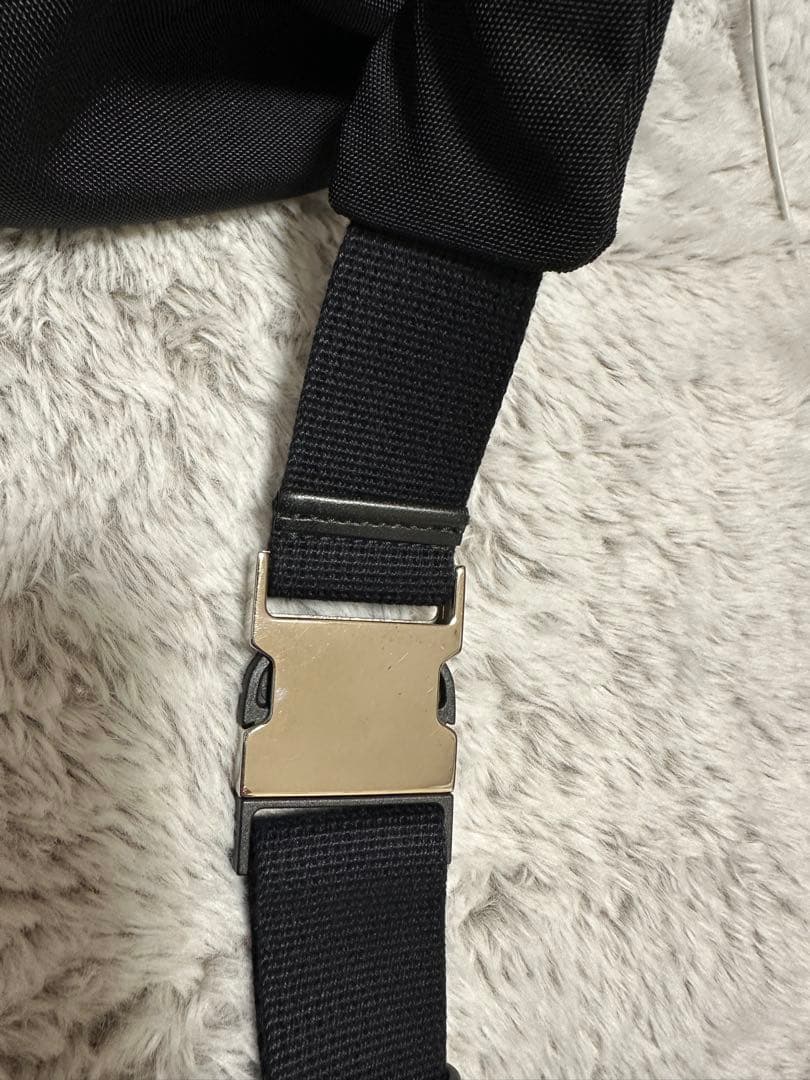 GUCCI ボディーバッグ