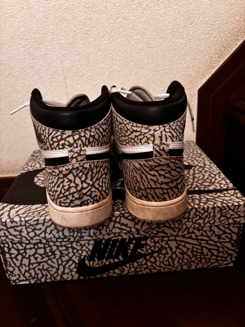 靴 Nike Air Jordan1 white cement