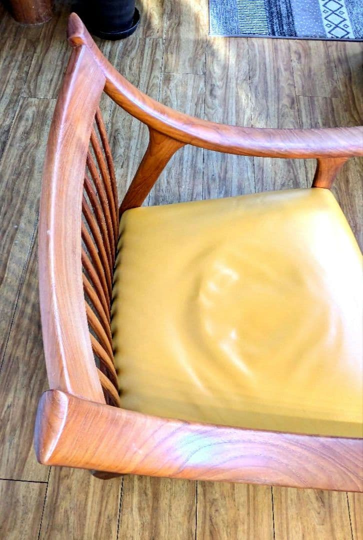 BC工房　だんらん工芸椅子　アームチェア　チーク無垢　アール　合皮