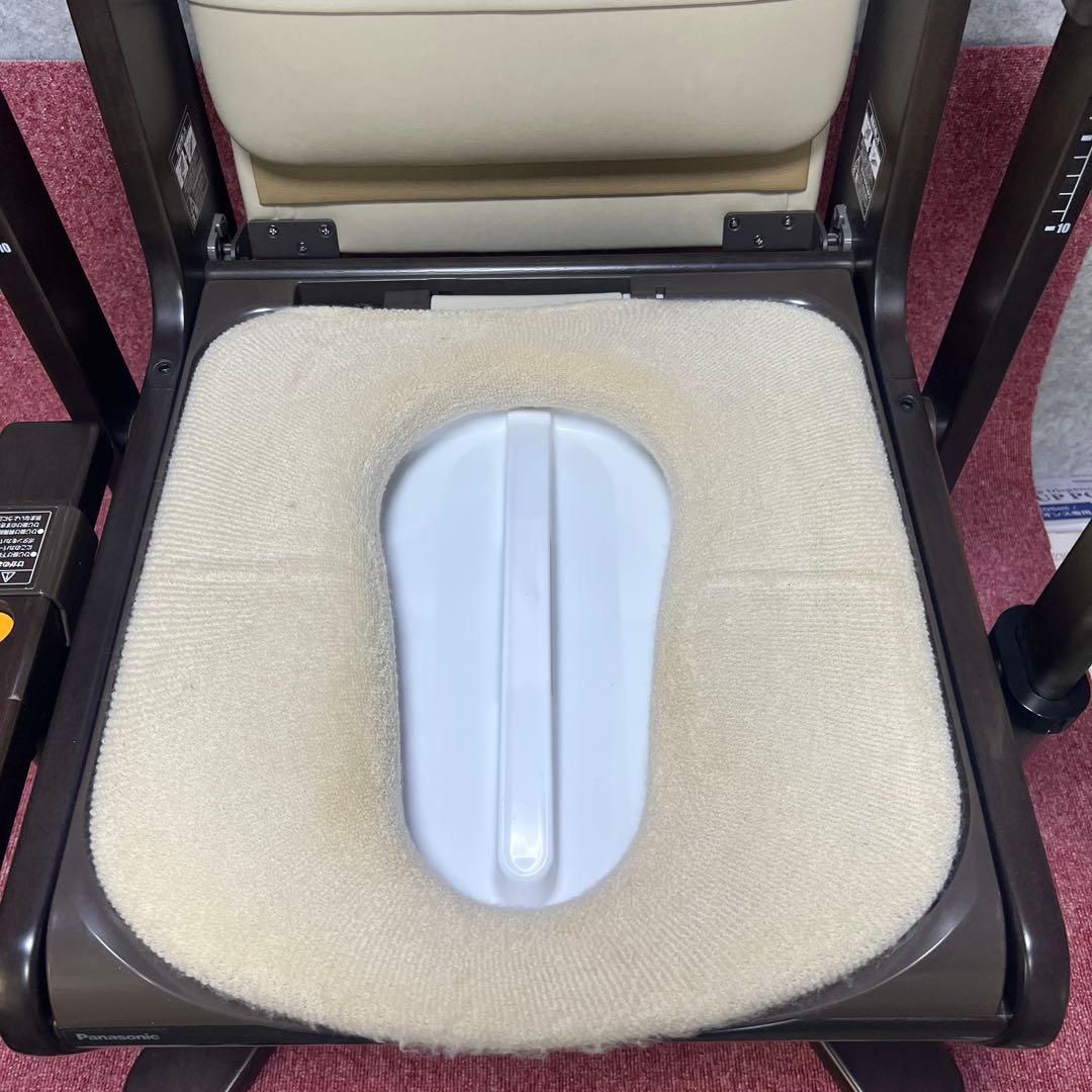 ［3481］Panasonic 家具調トイレ座楽 PN-L23707 ソフト便座