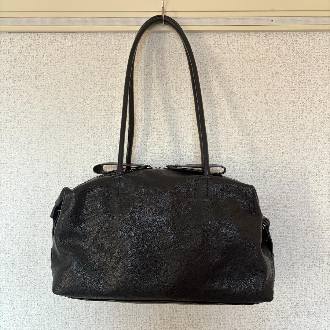 イアパピヨネ ロングハンドル ボストンバッグ 黒 レザー 山羊革