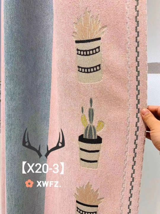 高品質　生地下　厚い　1mに1200g重さ　お得　2色ございます