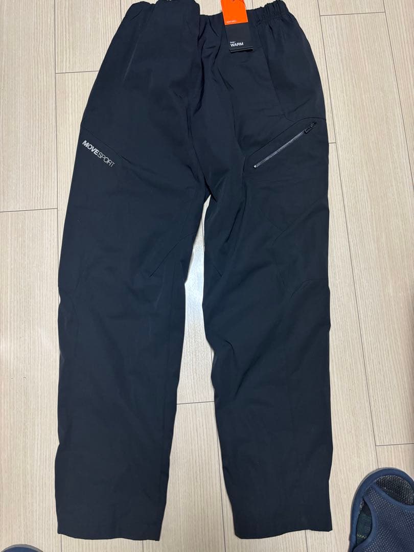 新品Move Sport HEATNAVI ウィンドブレーカー上下セット