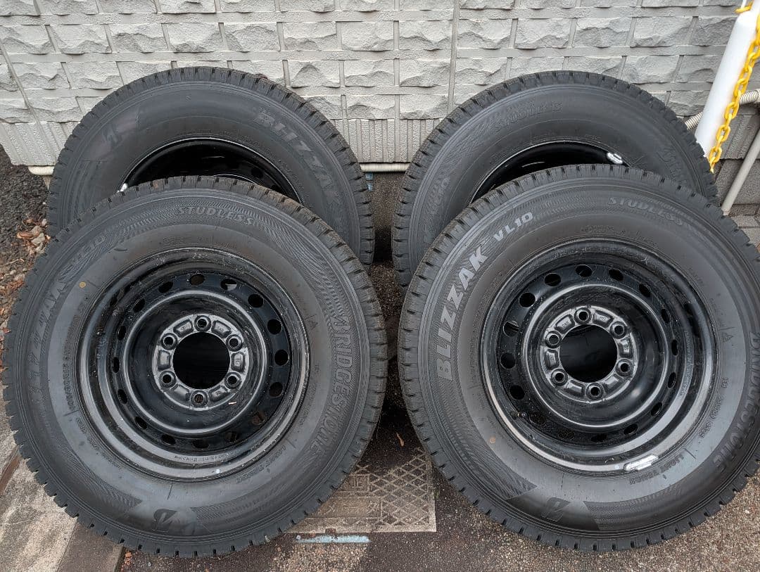 【2025年製】ハイエース用ブリザック VL10 純正ホイール付 4本セット