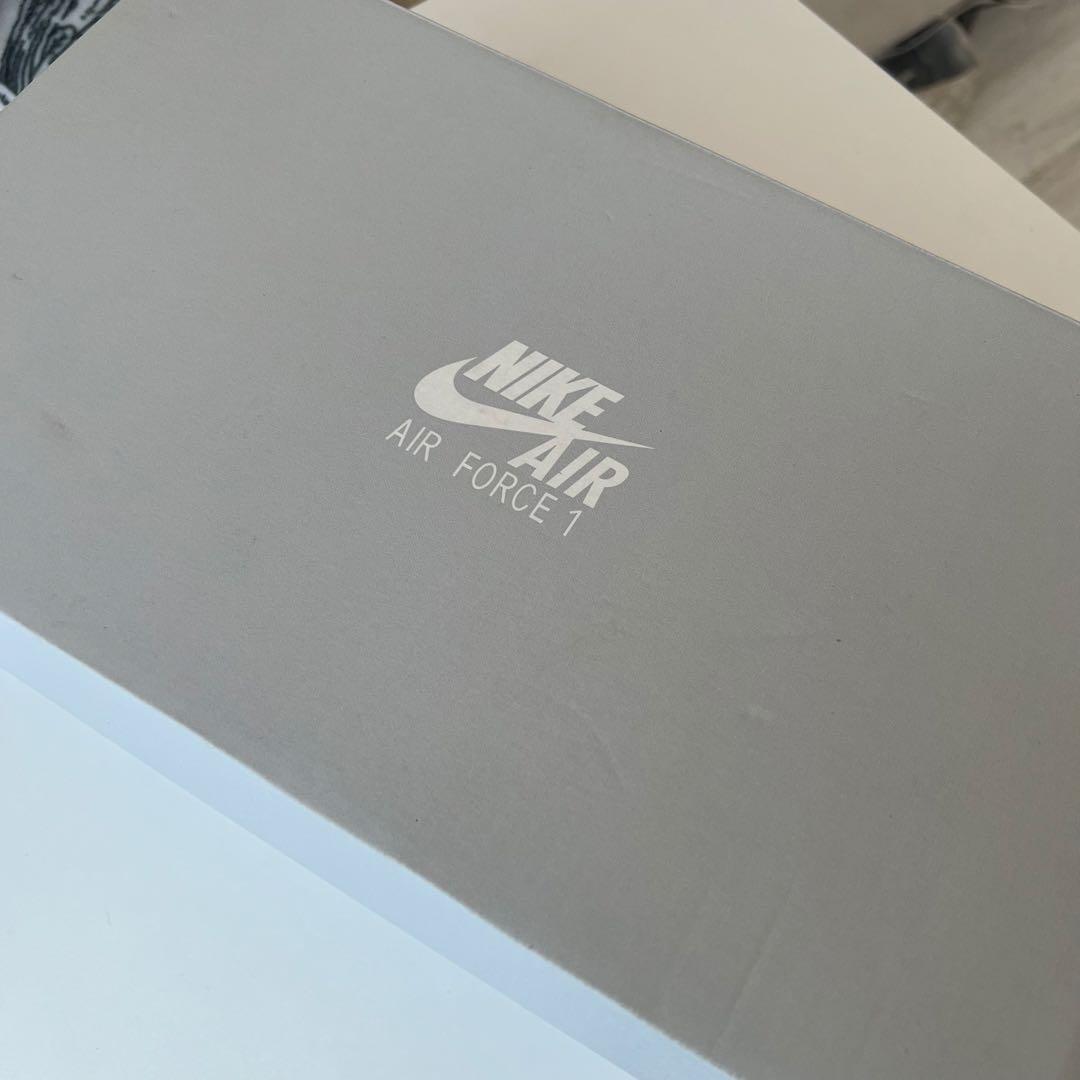 【新品未使用品】ナイキ エア フォース 1 '07 ホワイト　26cm