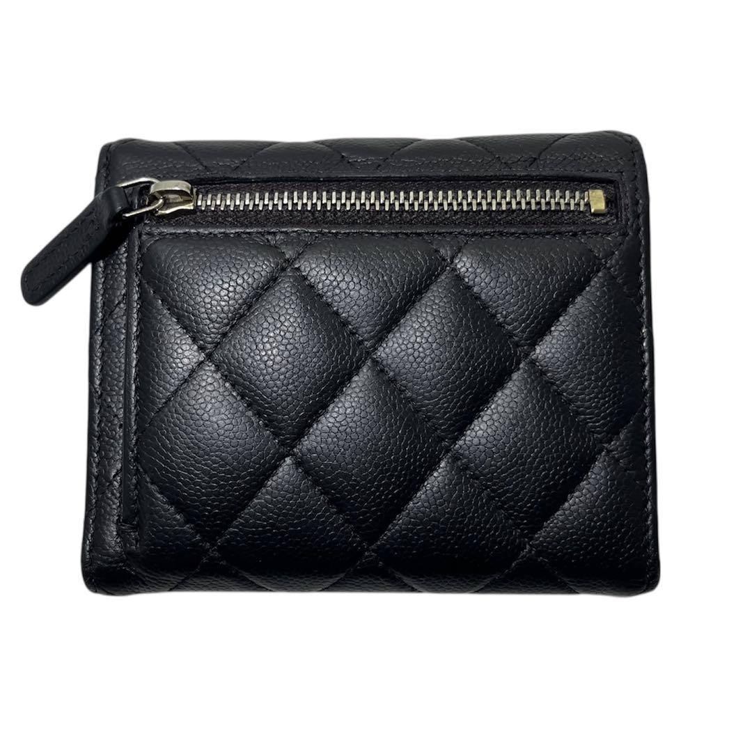 CHANEL キャビアスキン　マトラッセ　ゴールド金具　ケース　三つ折り