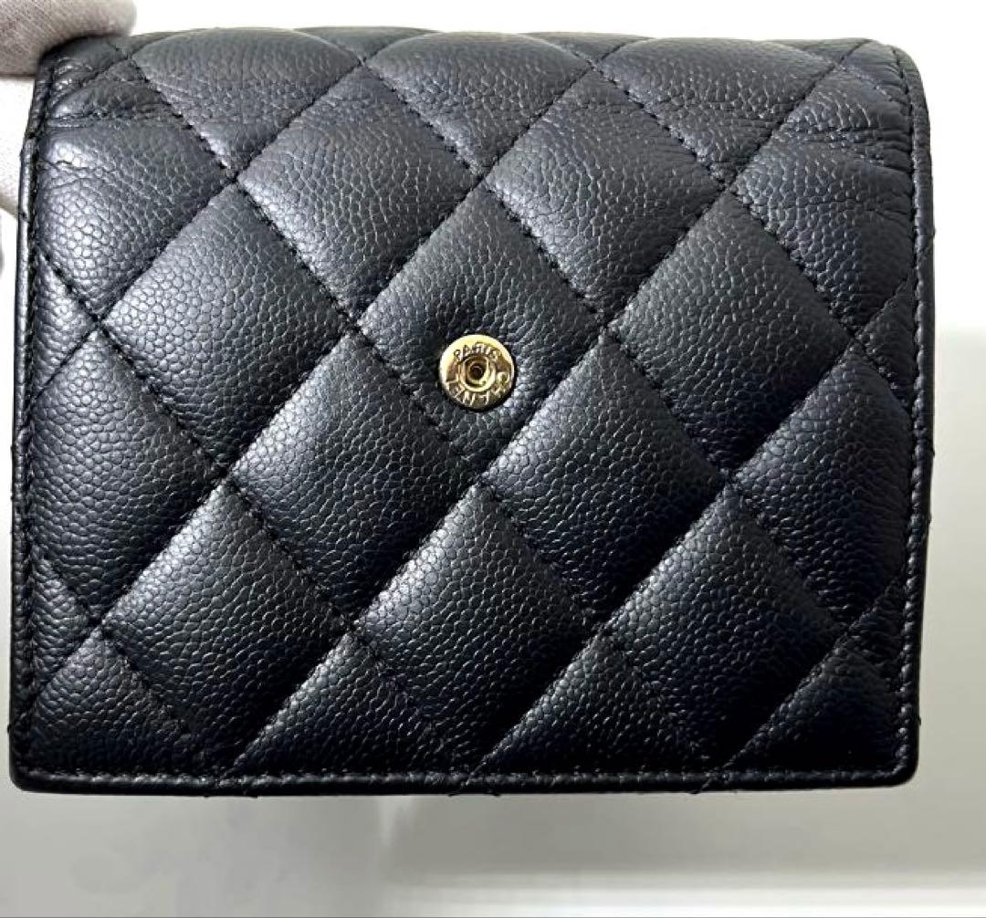 CHANEL キャビアスキン　マトラッセ　ゴールド金具　ケース　三つ折り