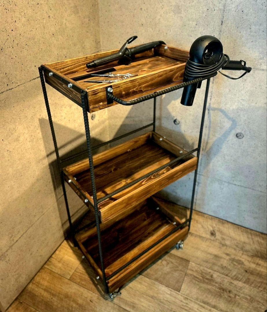 け*ー様 男前インテリア　ワゴン　美容室　キャスター付き　棚　インダストリアル