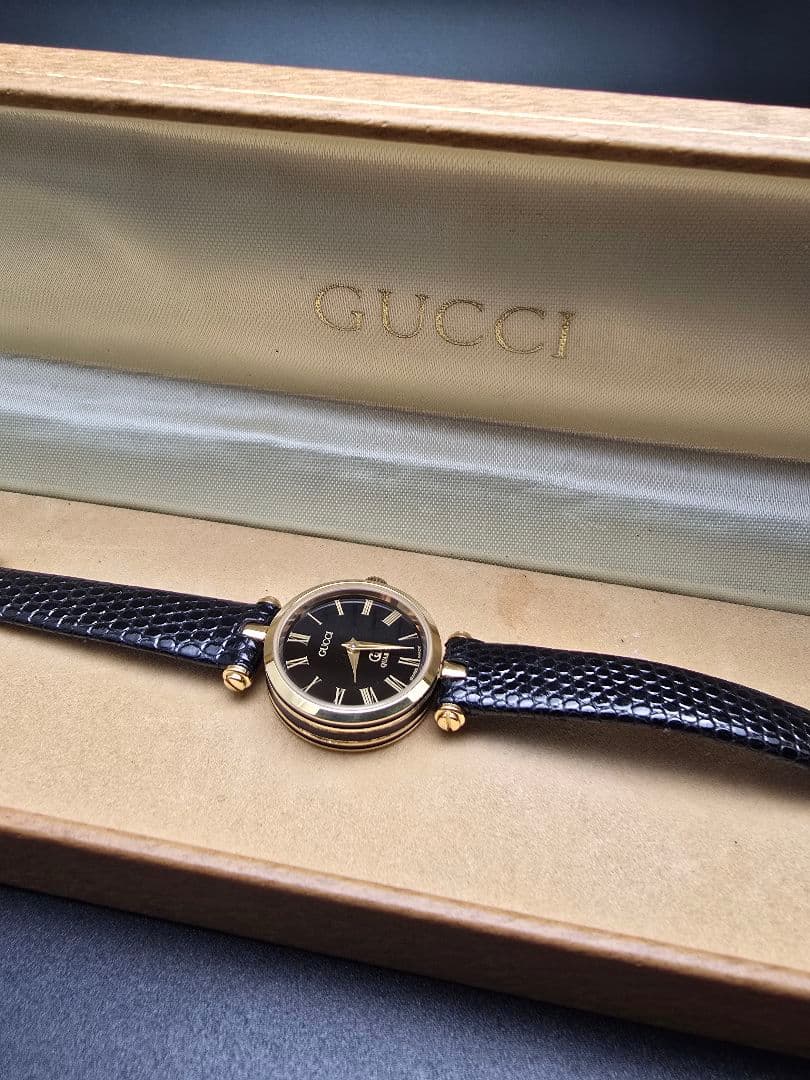 デッドストック 電池交換済 ヴィンテージ GUCCI ブラック ゴールド