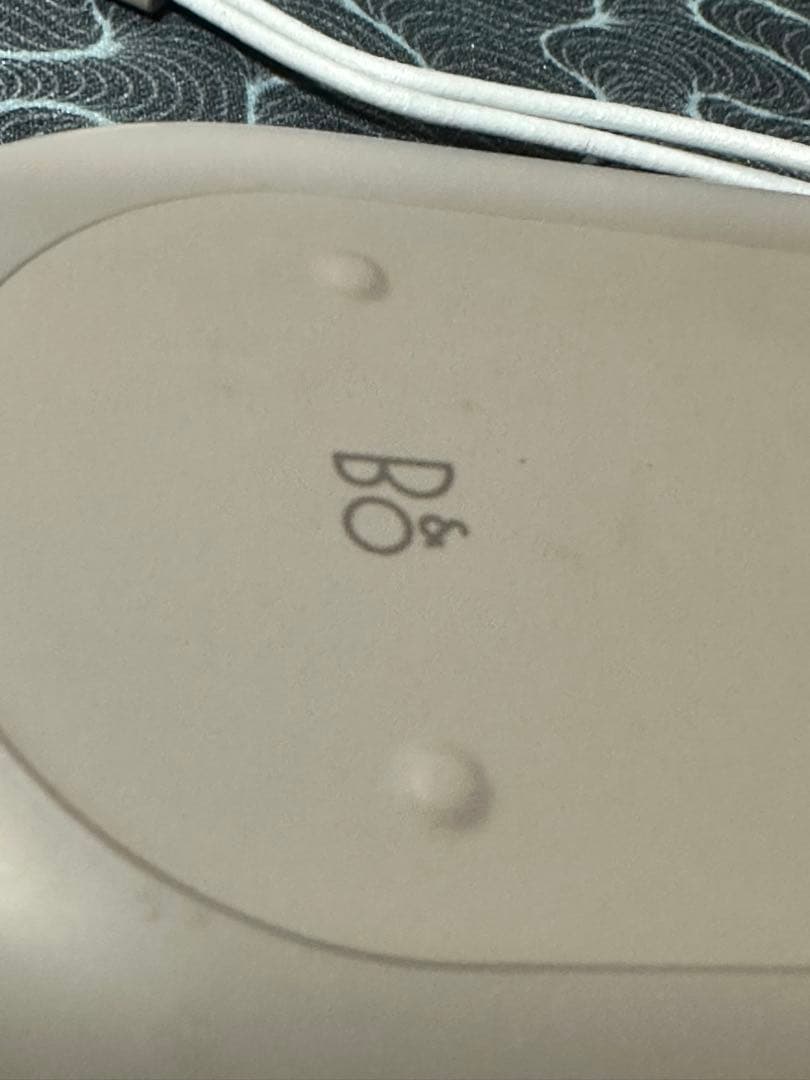 B&O ワイヤレススピーカー Beoplay P2