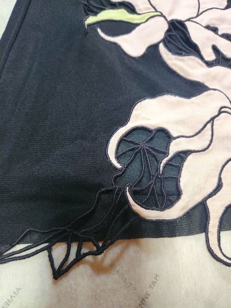 ヴィヴィアンタム・花柄・刺繍スカート ・サイズ1・香港製