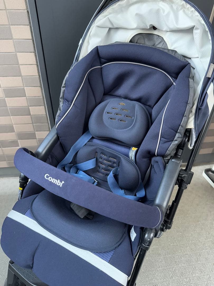 Combi ベビーカー エルゴベビー 授乳クッション