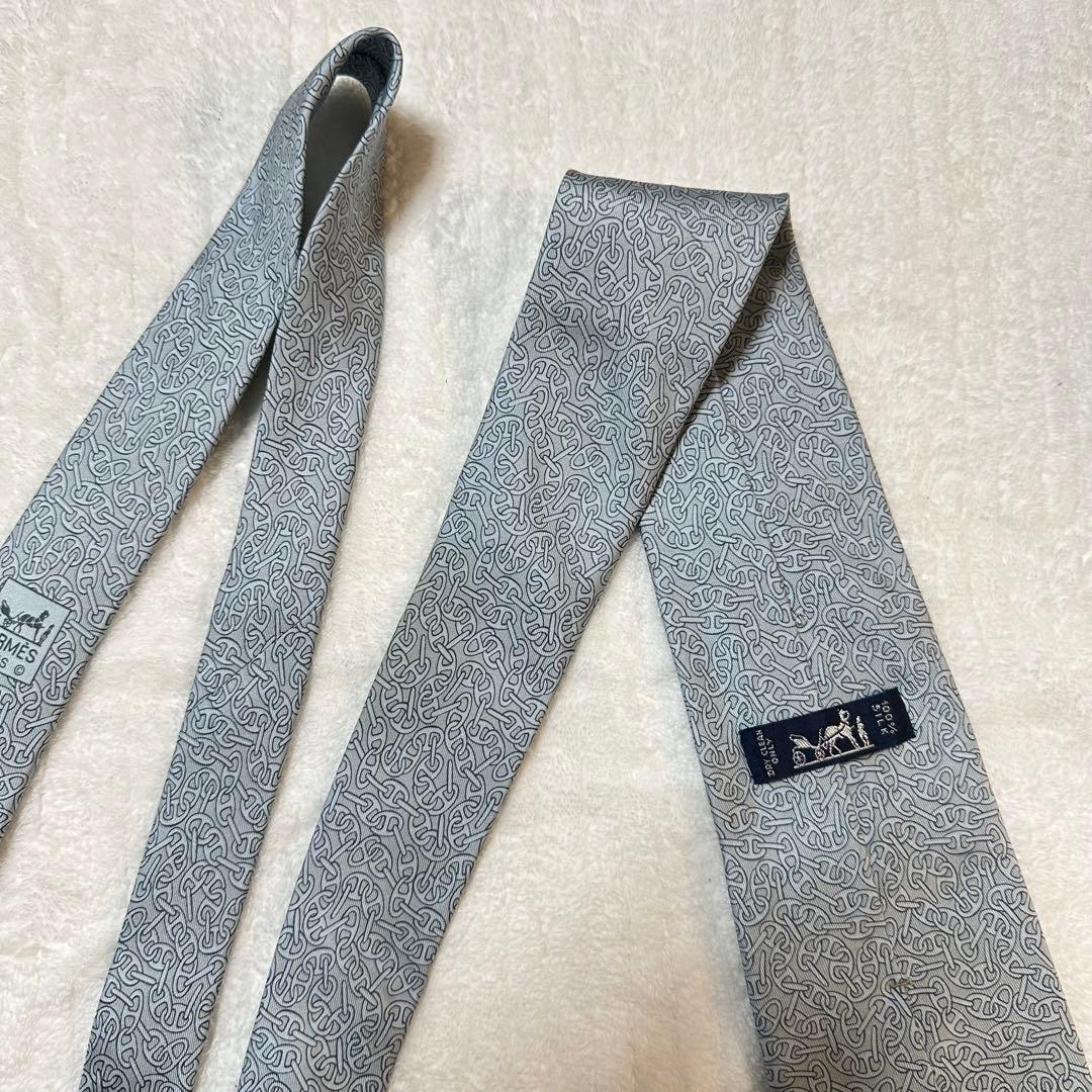 【レア】HERMES（エルメス） シルク100%ネクタイ シェーヌダンクル総柄