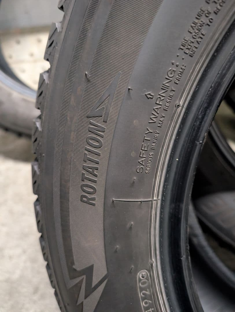 ゆずは 225/60R17冬タイヤ4本セット※説明欄必須※