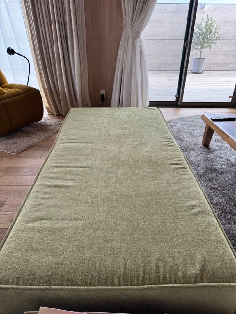 SPIGA ライトグリーン ソファ