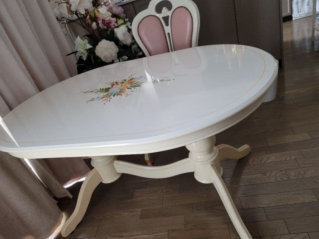 ロココ調白家具姫系ダイニングテーブル