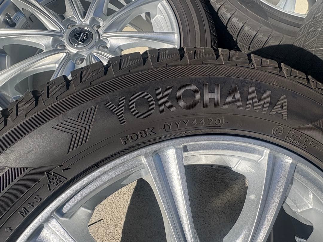 m19019m①美品バリ山！　86 スタッドレス タイヤ プリウス