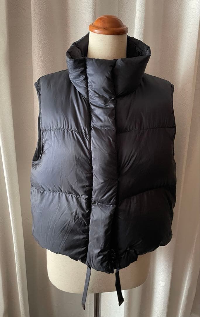 MAXMARA cubeのダウンベストネイビー