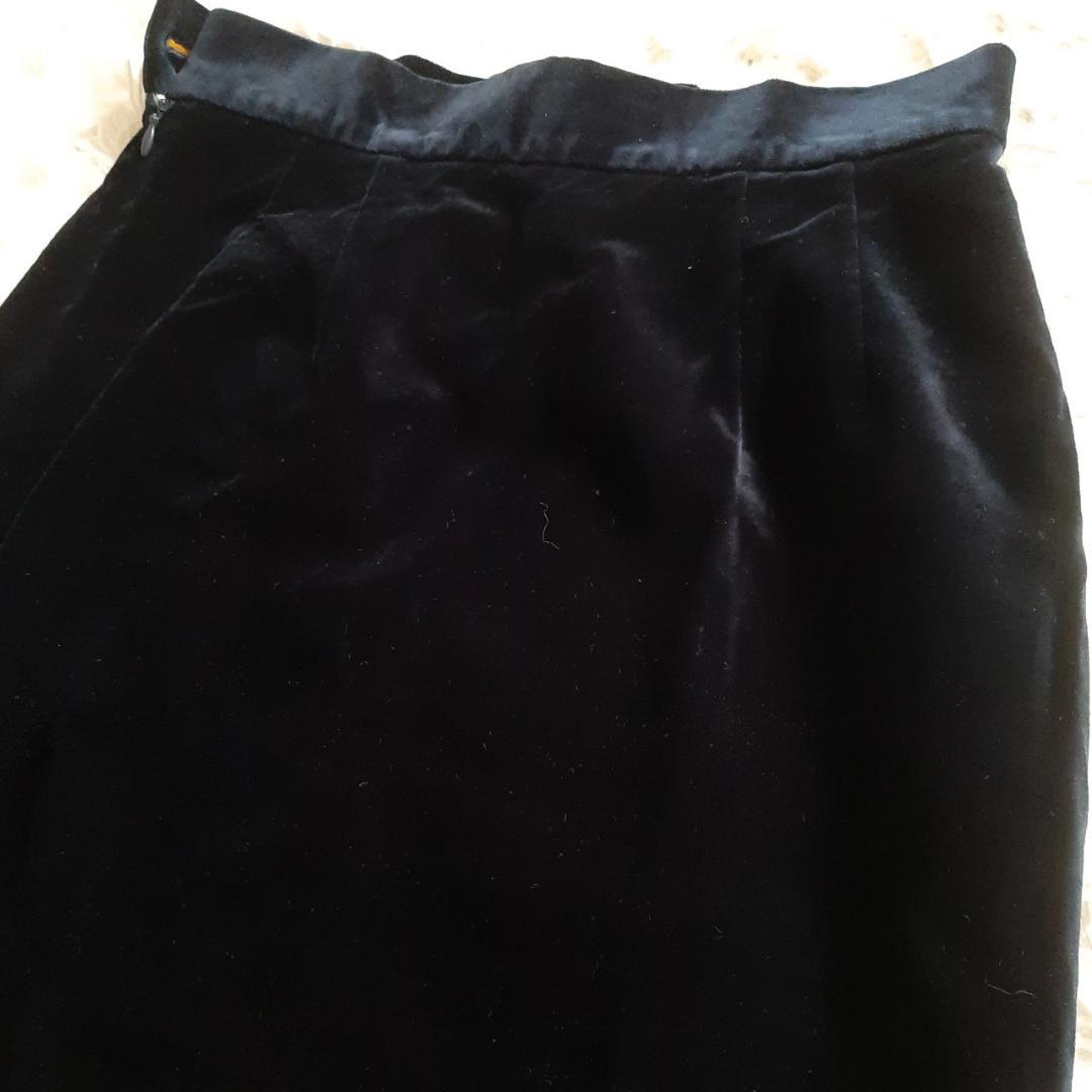 『ヴィヴィアンウエストウッドレッドレーベル』 (44) ベロア調タイトスカート