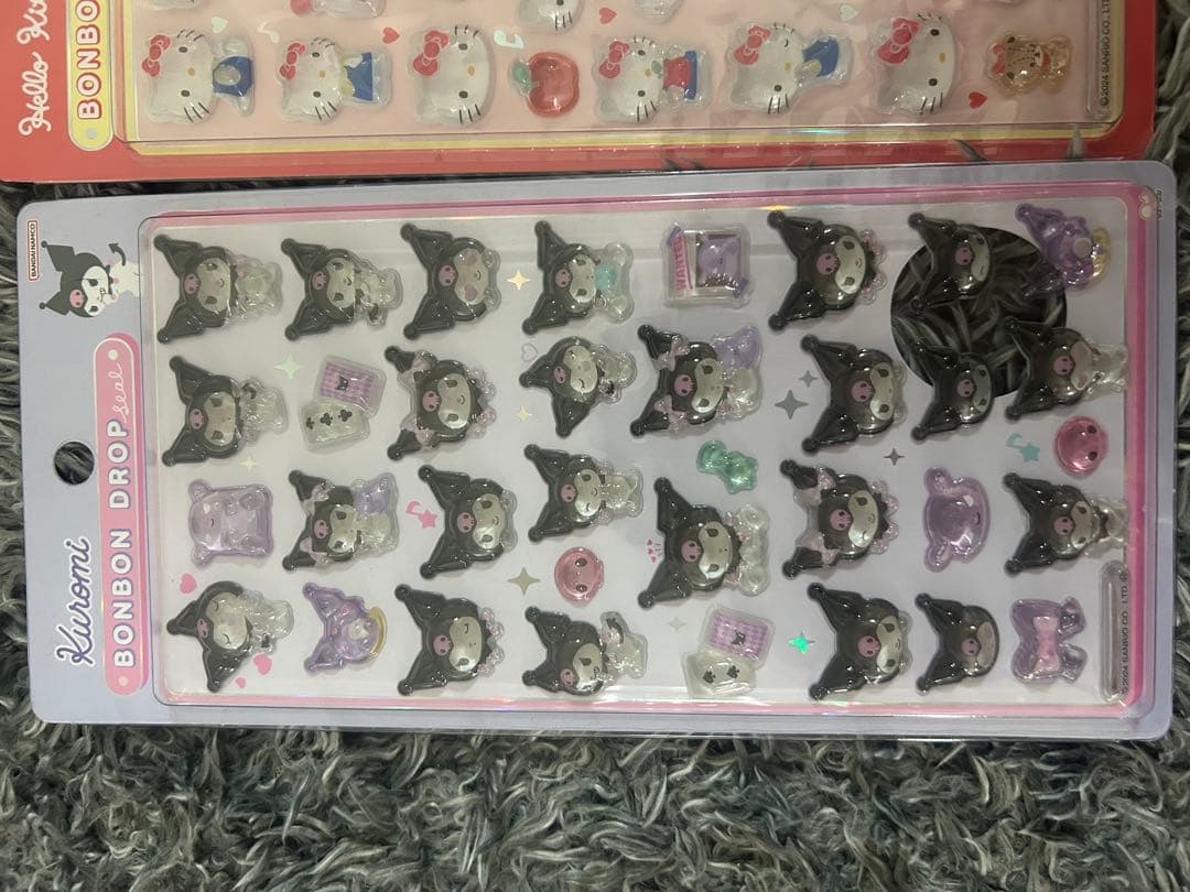 ボンボンドロップシール　第一弾　正規品　クロミ　キティ　シナモロール　シナモン