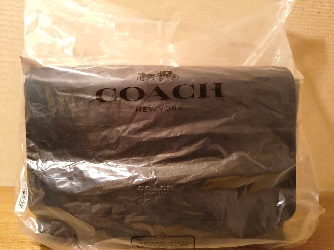 新品 コーチ メッセンジャーバッグ 本革