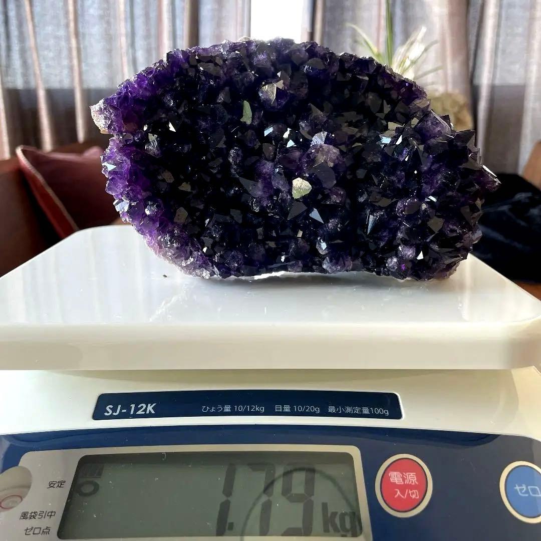 ウルグアイ産　アメジスト　クラスター　天然石　水晶　パワーストーン