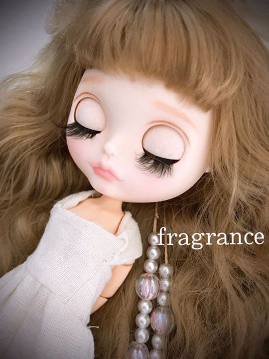 アイシードール　カスタムドール　白肌　ミルクティブラウン
