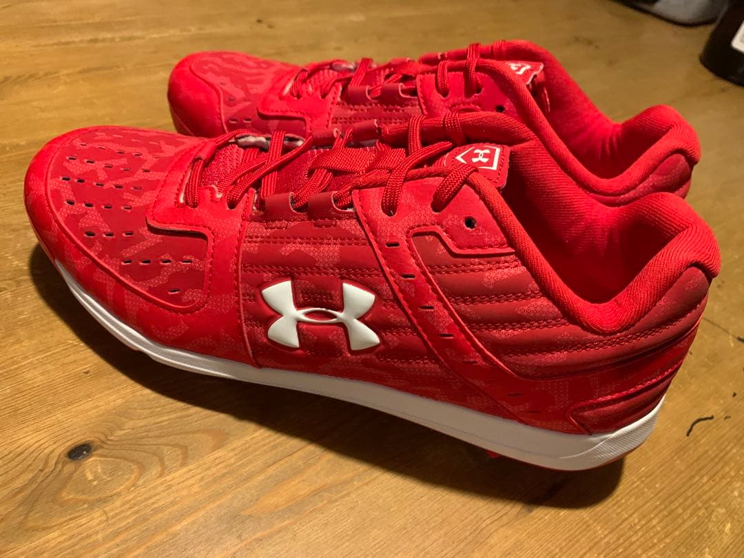 アンダーアーマー　スパイク赤　レッド　28cm