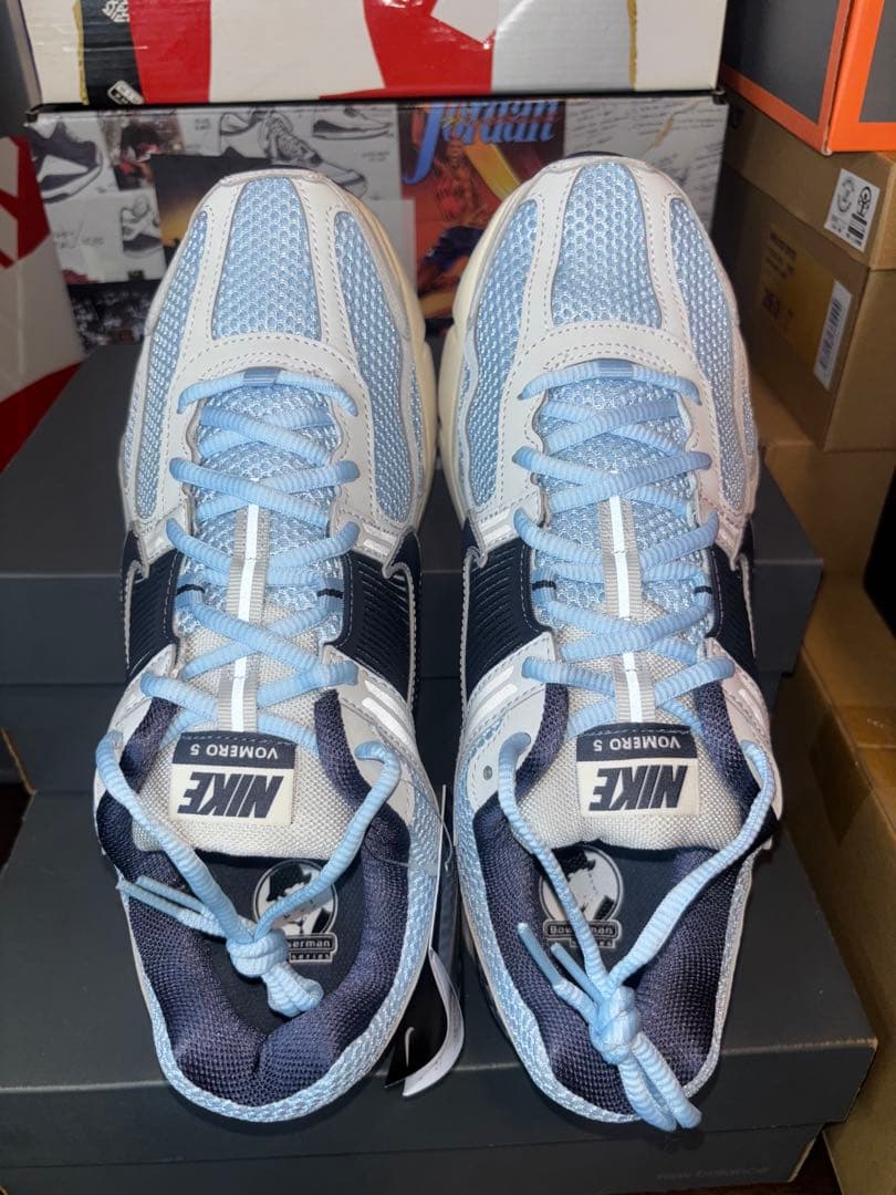 29.0 新品 箱タグ付き NIKE ZOOM VOMERO 5 29
