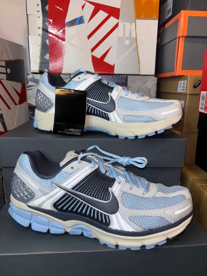 29.0 新品 箱タグ付き NIKE ZOOM VOMERO 5 29