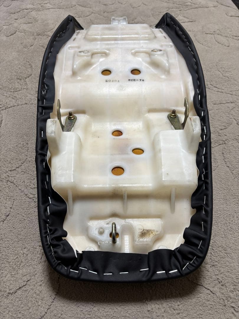 CB400SF シート 純正 NC39 SPEC3