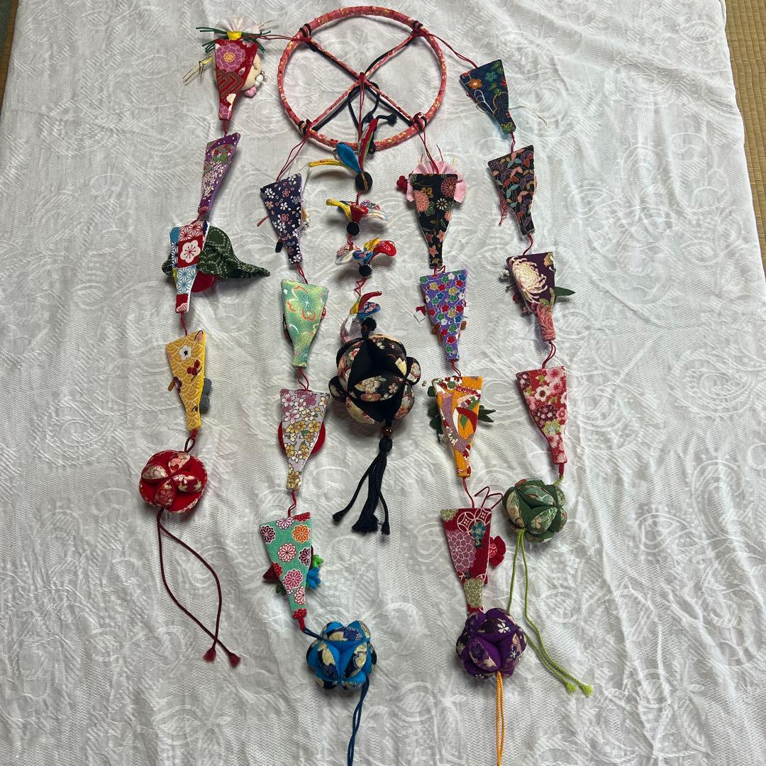 ちりめん吊るし飾り　　一月　（羽子板）