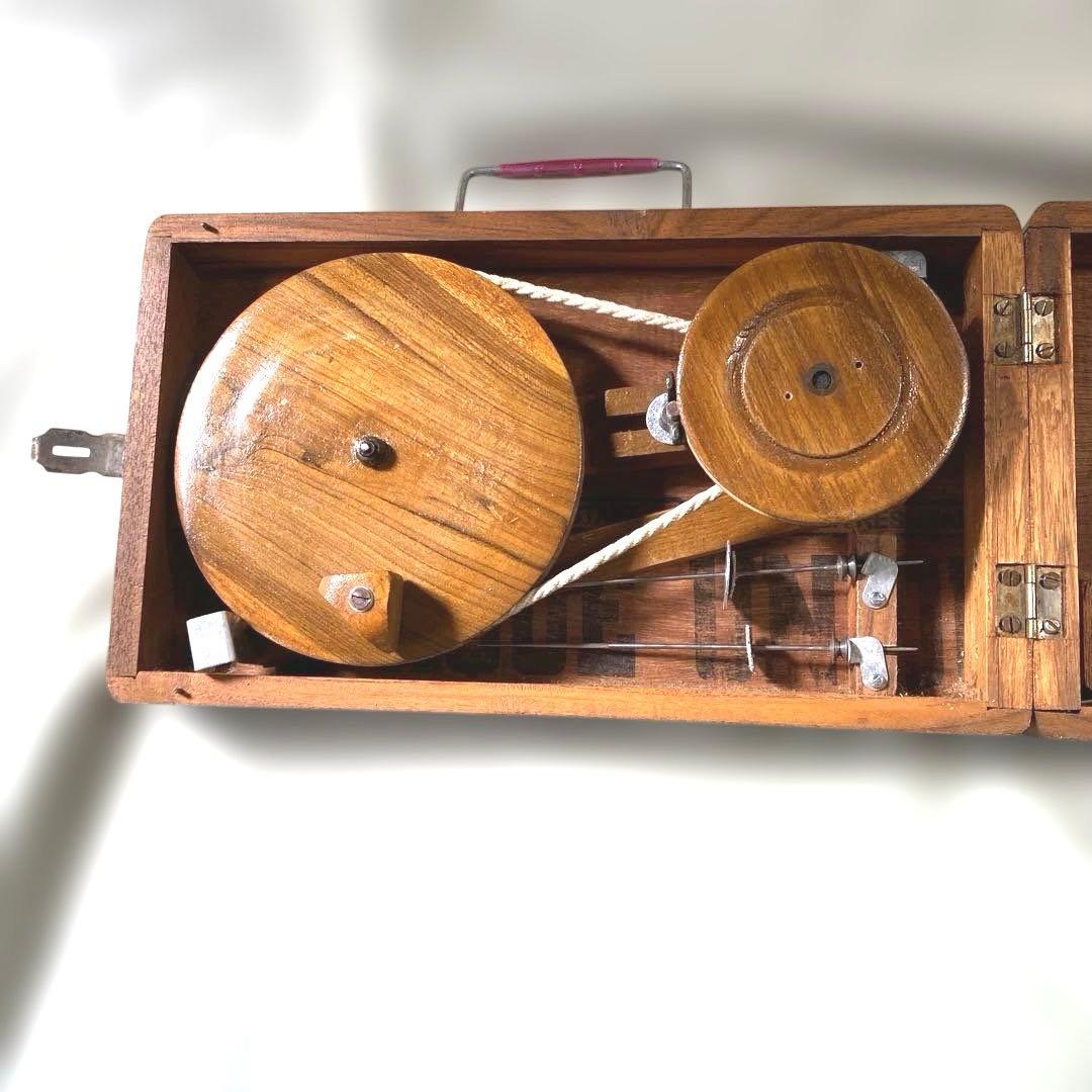 糸紡ぎ機　ボックスチャルカ　インド製