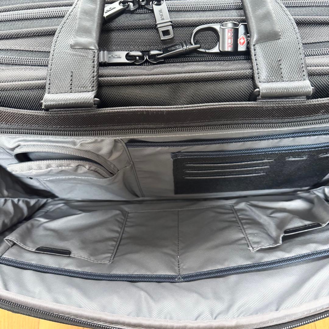 【超美品】TUMI トゥミ キャリーケース ブラック 　26627D2