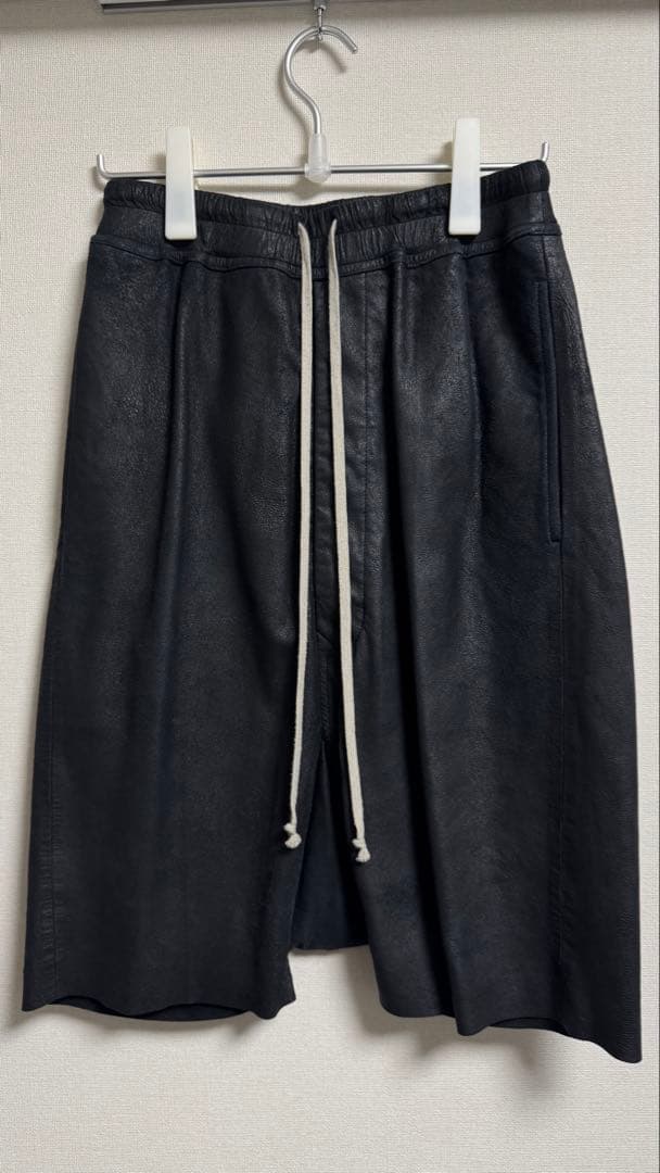 RICKOWENSレザーポッズ　ショーツ